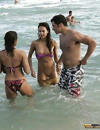 Vanessa Rihanna and Jessica Yummy Titties Exposed