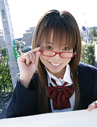 Japanese schoolgirl in glasse...