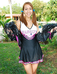 Cheerleader Latina girl
