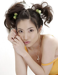 Adorable Asian Beauty Gets Na...