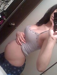 Mixed and hot pics of pregnant girlfriends