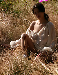 Felicity Fey - Beautiful young diva with big breasts gets naked outdoors